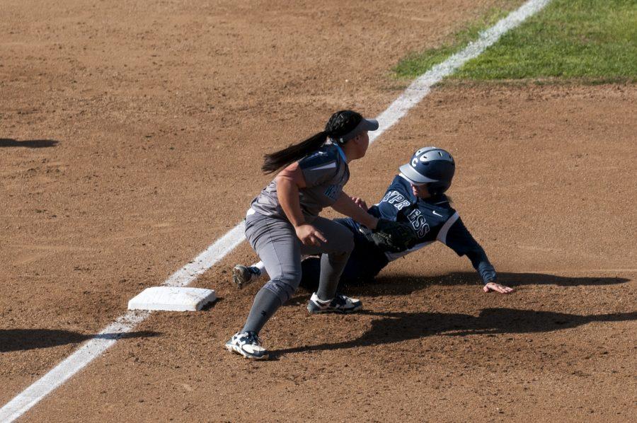 Julianne Adamos (Fr. Infield/1st Base) with the quick catch but not enough for the out during the Warriors home game against Cypress College on Friday, March 3. Photo credit: Osvaldo Deras