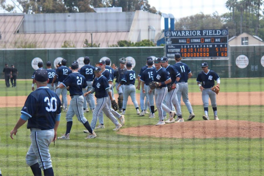 The+El+Camino+Warriors+celebrate+following+their+Game+2+victory+and+series+sweep+of+the+Pasadena+City+Lancers+Saturday%2C+May+4%2C+at+Warrior+Field.+The+Warriors+scored+five+runs+on+11+hits+and+committed+no+errors.+Photo+credit%3A+Kealoha+Noguchi