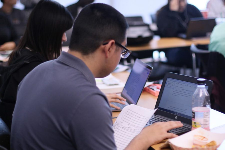 Students work on essays during their English 1A/1AS class Thursday, May 9. EC WiFi networks will have improved signal strength starting Monday, Sept. 9 and will also be renamed. Rosemary Montalvo/The Union