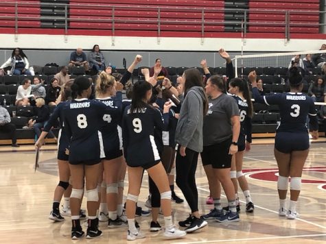 El Camino College womens volleyball team break the huddle pregame before the South Coast Conference championship match against Long Beach City College at the LBCC Hall of Champions Gymnasium on Tuesday, Nov. 19. ECC won its 10th straight SCC title. Logan Tahlier/The Union