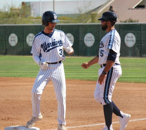 El Camino College baseball player Chasen Cosner at first base after hitting a single in the first inning against East Los Angeles College on Monday, March 9 at Warrior Field. Cosner has returned home to Oregon during the COVID-19 pandemic. Kealoha Noguchi/The Union