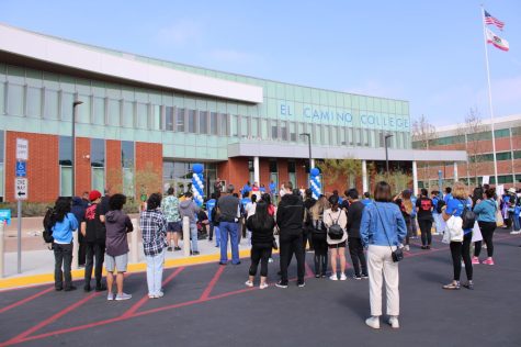 Dozens of community members, students, staff and faculty gather at El Camino College on Saturday, March 26 for a rally, community walk and self-defense workshop in response to ongoing concerns about the dramatic increase in anti-Asian hate crimes in Los Angeles and throughout the nation. In 2020, reported incidents of hate targeting Asian Americans increased 77% from the previous year in Los Angeles County, and an investigation by The Union revealed that 23% of the incidents occurred close to ECC. While 2021 data is not yet available, local and national projections are that incidents increased again in 2021. (Kim McGill | The Union)