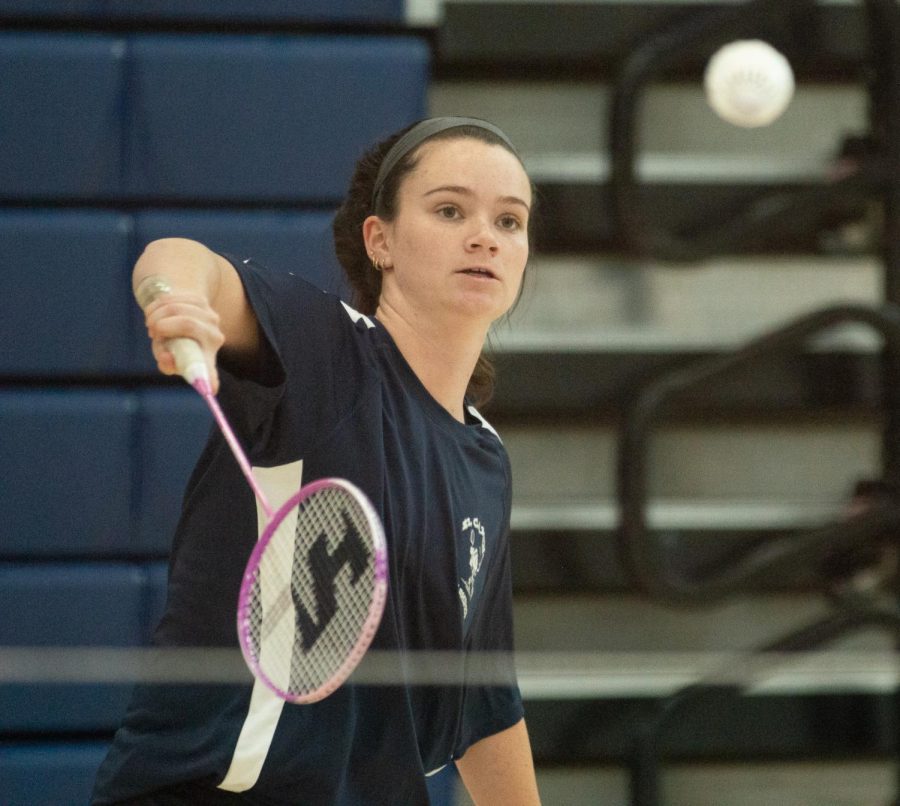 El Camino College  Badminton player Karlee Clark hits a backhand shot during a game against Irvine Valley College Lasers in the El Camino Gymnasium at El Camino College on Friday, April 1. Clark is a passionate player, wanting to improve herself on the court. (Naoki Gima | Union Photo)