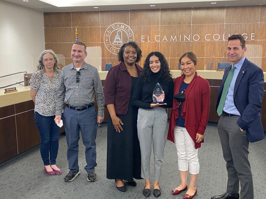 Student+Trustee+and+ASO+member+Karina+Ramirez+was+presented+with+a+commemorative+plaque+in+honor+of+her+service+to+the+El+Camino+College+Community%2C+on+behalf+of+the+district+and+the+Board+of+Trustees+on+May+16.+Pictured+%28from+left+to+right%29+are+Katherine+Maschler%2C+Nilo+Michelin%2C+Brenda+Thames%2C+Karina+Ramirez%2C+Trisha+Murakawa+and+Cliff+Numark.+%28Khoury+Williams+%7C+The+Union%29