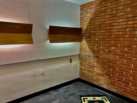 El Camino Colleges Schauerman Library has opened its Interfaith prayer room to all students of religious faith, which is predominantly utilized by Muslim students to pray their five daily prayers. (Safia Ahmed | Warrior Life)