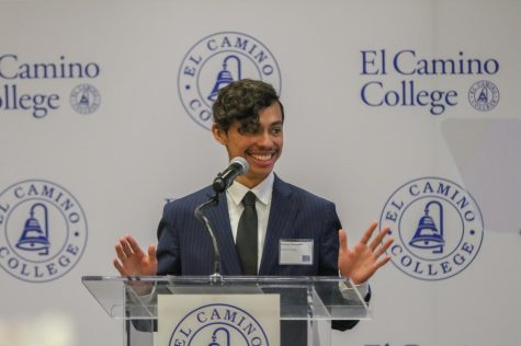 Student speaker Moises Santander speaks to the crowd about his 3D Printing startup that he created while attending El Camino at the State of the College on Friday, Nov. 4. Santander said