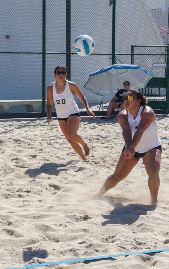 El Camino Colleges Makeala Wilson and Nofo Selu work together during their match against College of the Deserts Valerie Rojo and Ashley Amidei. Selu and Wilson defeated Rojo and Amidei 2-0. (Kai Martinez | The Union)