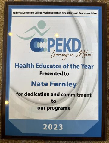 An award issued by the California Community College Physical Education, Kinesiology, and Dance Association to El Camino baseball coach and physical education instructor Nate Fernley. Photo courtesy of Colin Preston.
