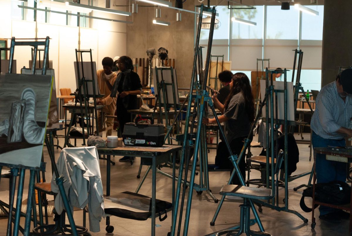 One of the Art Gallerys studios with common tools for art classes as seen on Saturday, Sept. 9. Students who work in the studios can submit their work during open calls hosted by the Art Gallery. (Osvin Suazo | The Union)