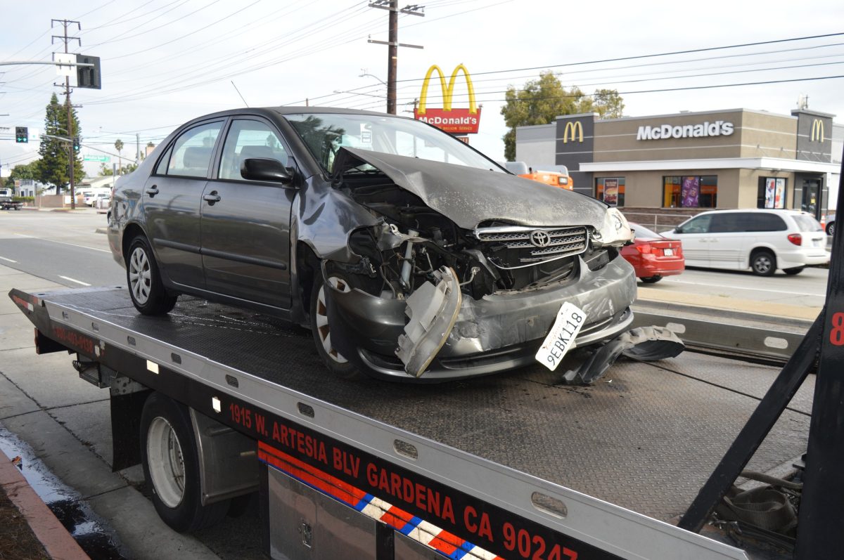 A car accident occurred at the intersection of Crenshaw and Manhattan Beach Boulevards on the morning of Thursday, Nov. 16. The driver of the vehicle shown, a local senior citizen, did not suffer any serious injuries. (Clarence Davis | The Union)