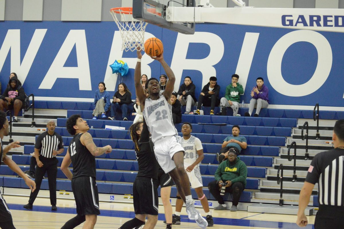 Men’s Basketball falls short to Compton College in final home game