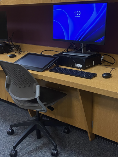 The digital design area is equipped with several computer and tablet setups. Digital design programs are pre installed for students to use free of charge.