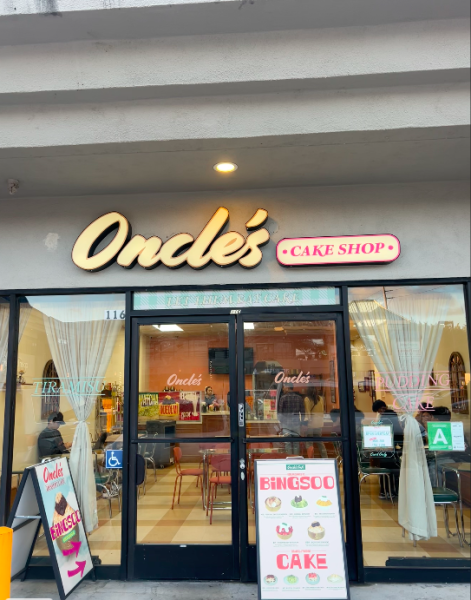 Oncle'e Cake Shop advertises their signature bingsoo, Korean shaved ice, which they sell a regular size for $11.95 and a large size for $15.95