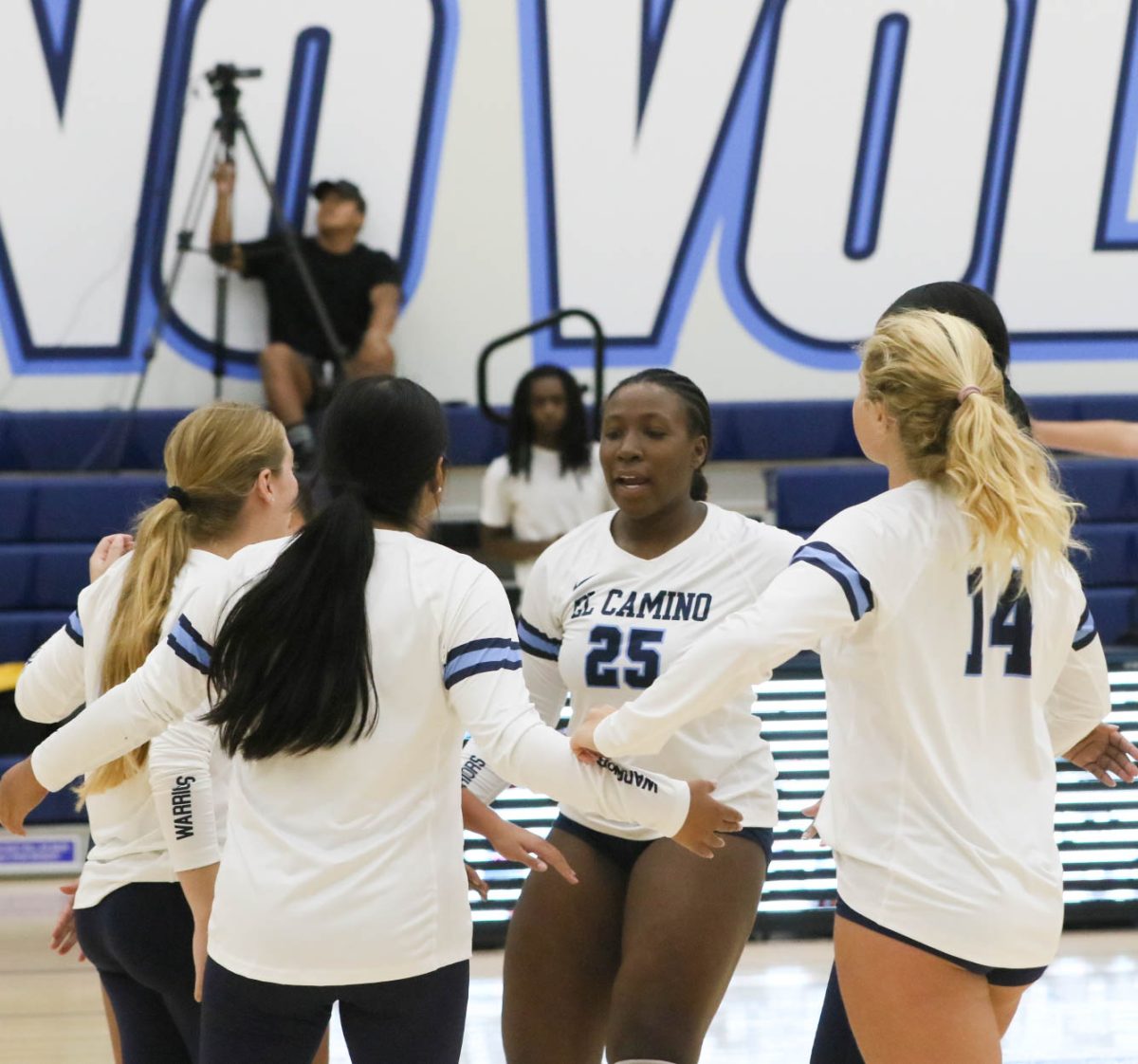 The El Camino College Warriors volleyball team huddle in celebration of winning their first set of the match 25-19 against the Mt. San Antonio College Mounties on Wednesday, Sept. 25. The Warriors fell to the Mounties 3-1 (25-19, 17-25, 18-25, 11-25). 
Renzo Arnazzi |The Union