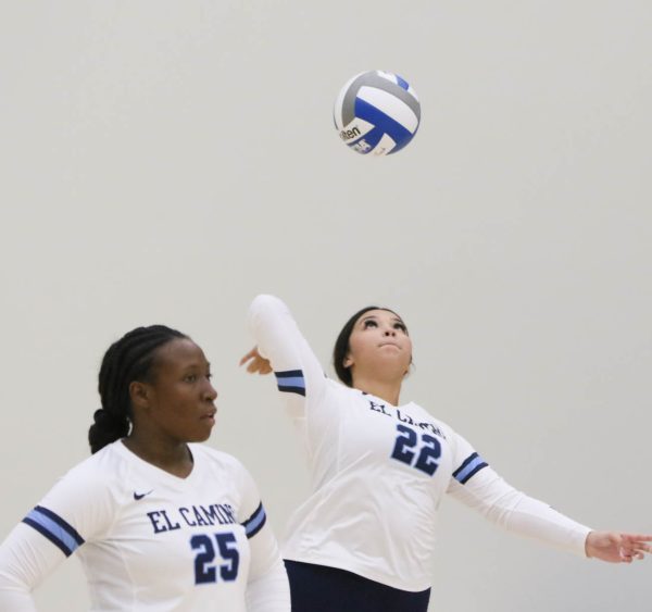 Warriors Defensive specialist Natalya Morales attempts to serves the ball over the net in hopes to have a positive outcome and earn a point for the warriors. Renzo Arnazzi|The Union