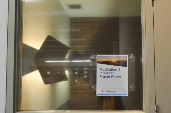 The Meditation and Interfaith Prayer Room is located in the West Reading Room of the Schauerman Library at El Camino College. Once an empty space, library staff over time decided to transform the space into a prayer and meditation room, after several Muslim students inquired about a place to pray. (Argentina Talley l The Union)