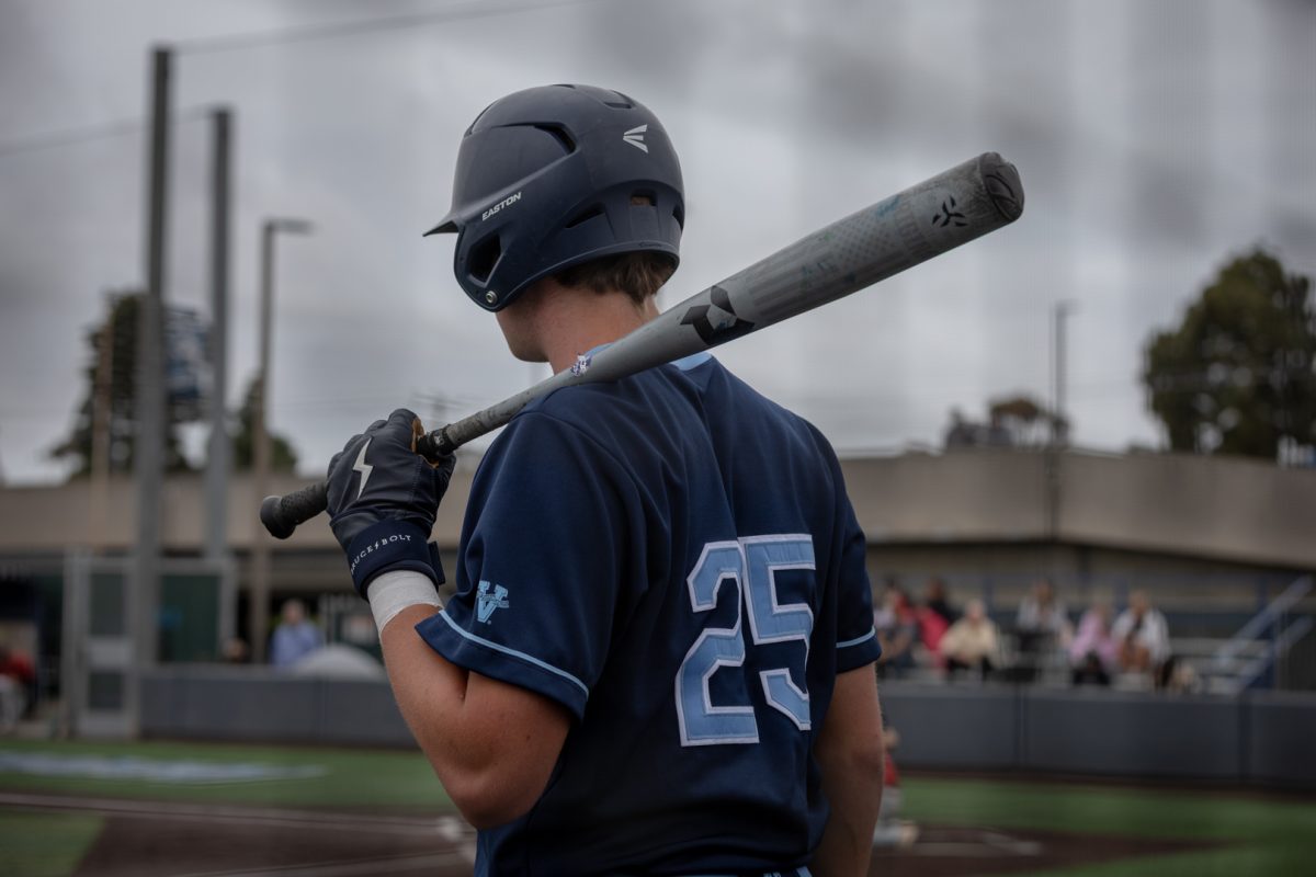 Matt Hammond on deck at the Warriors versus Vikings baseball game on Thursday, April 17. (Kaitlyn Gochez I The Union) Photo credit: Kaitlyn Gochez