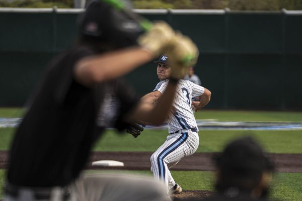 El Camino College right-handed pitcher Cameron O'Neil throws a shutout against the Long Beach City Vikings, winning 5-0 at the ECC baseball field on Tuesday, Feb. 24. O'Neil finished the game with six strikeouts in eight innings. (Ryan Hirabayashi | The Union)