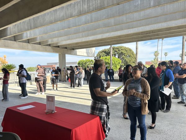 Students, faculty, and employees line up outside the East Dining Room on Tuesday, March 3, for the Taste of Soul Event, the last Black History Month event of the spring 2026 semester. (Isaac Ramirez | The Union)